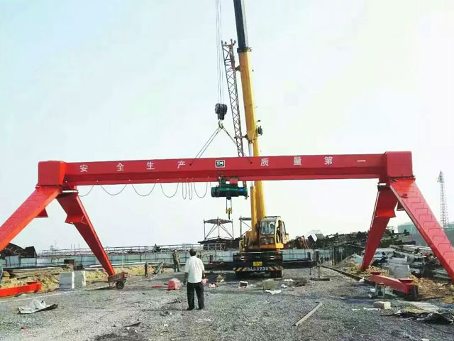 MH型电动葫芦门式起重机(箱型)